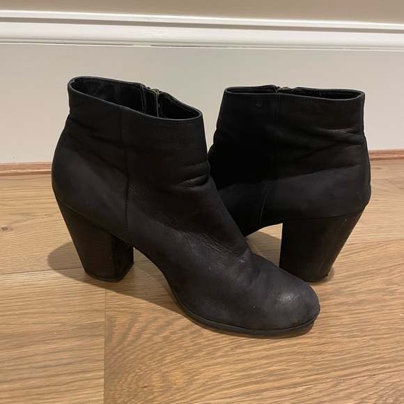 BP Nordstrom Trolley Black Ankle Boots, size 10, Stacked Heel - Picture 9 of 11